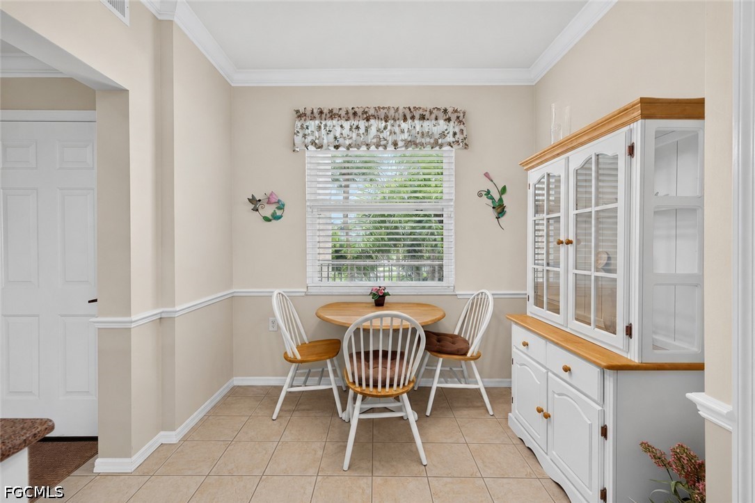 DiningArea