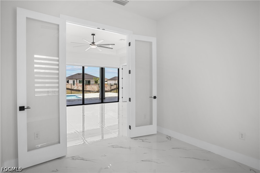 467 5th, Cape Coral, FL 33909