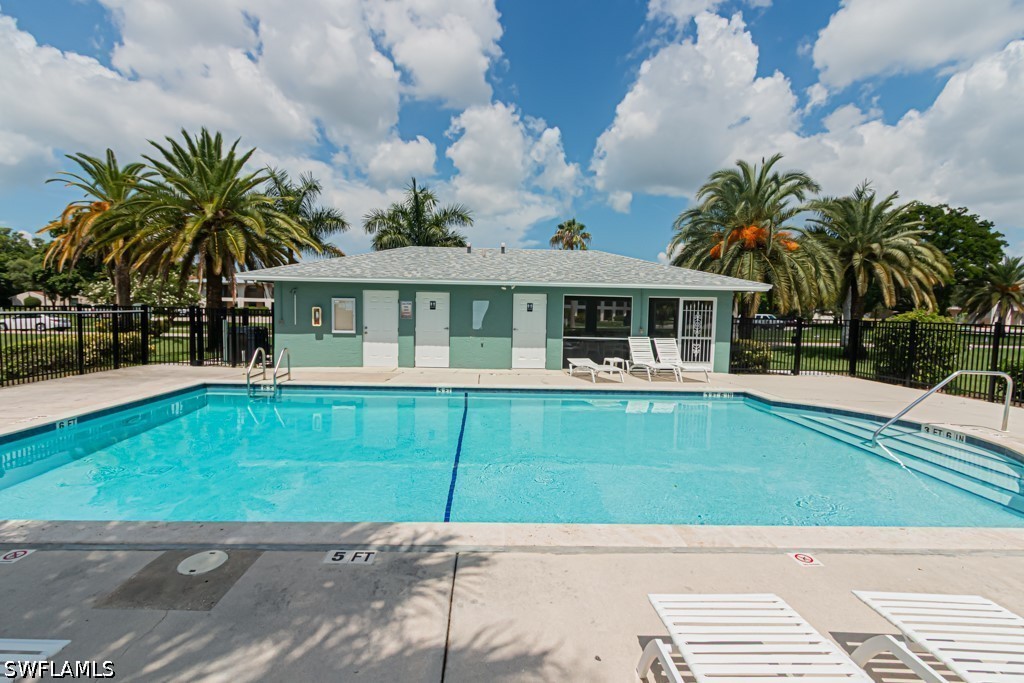130 Cypress Unit 1, Naples, FL 34110
