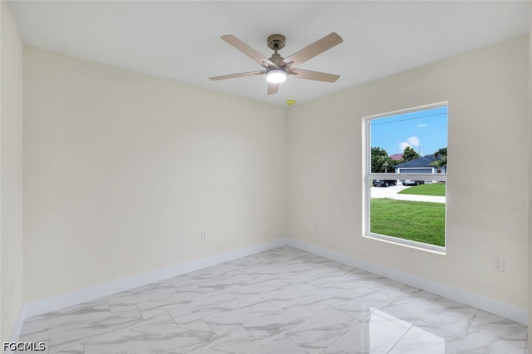 2622 1st, Cape Coral, FL 33909