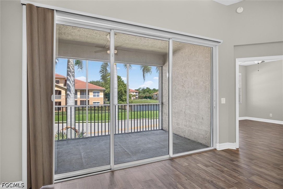 8521 Oakshade Unit 422, Fort Myers, FL 33919