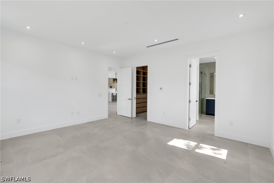 4070 24th, Naples, FL 34117
