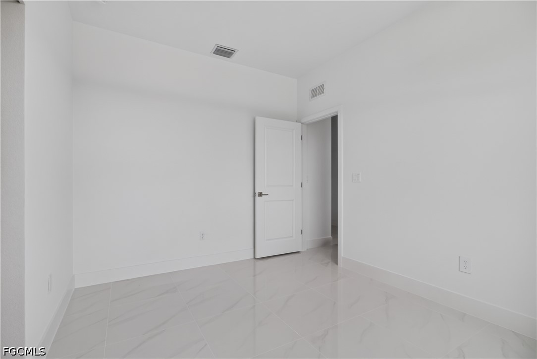 911 Panda, Lehigh Acres, FL 33974