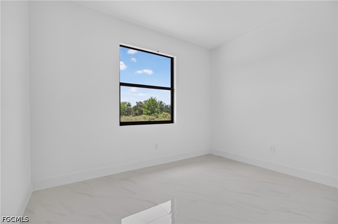 911 Panda, Lehigh Acres, FL 33974