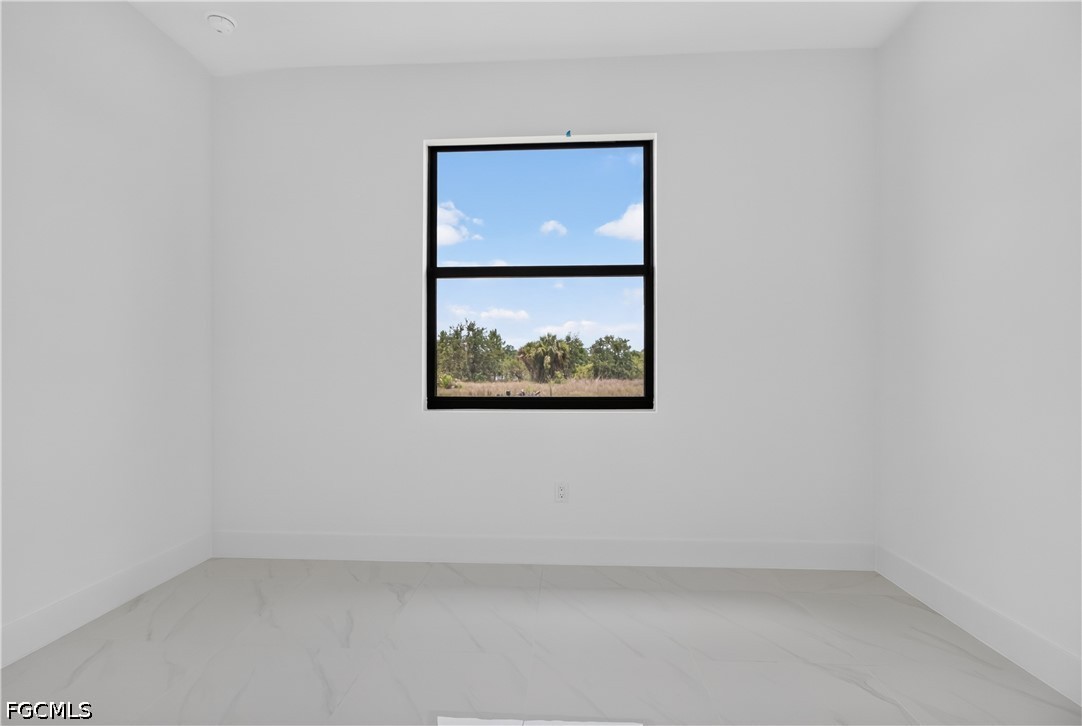 911 Panda, Lehigh Acres, FL 33974