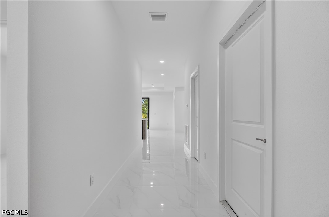 911 Panda, Lehigh Acres, FL 33974