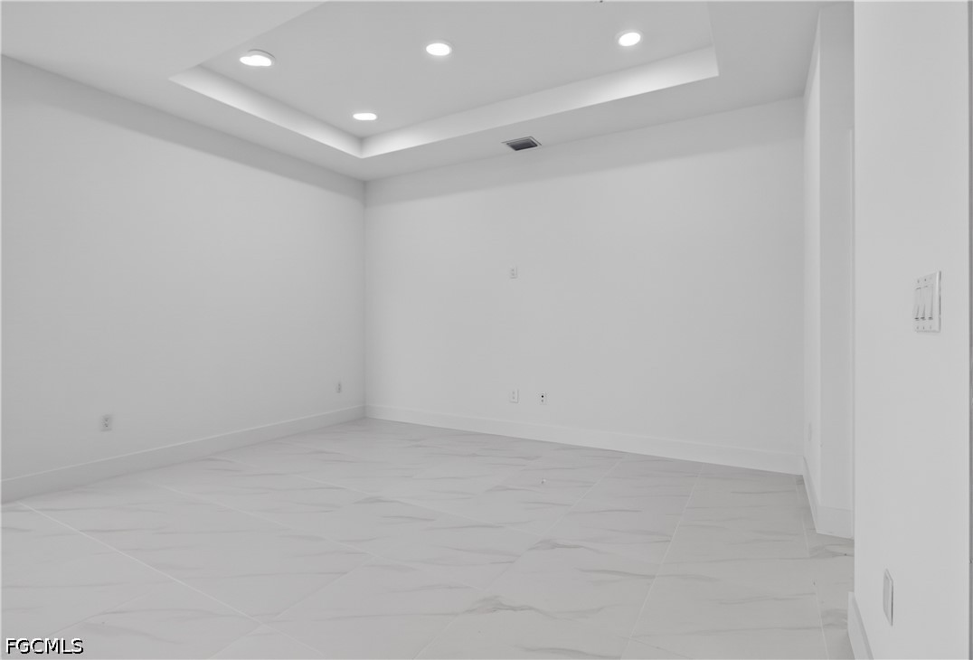 911 Panda, Lehigh Acres, FL 33974
