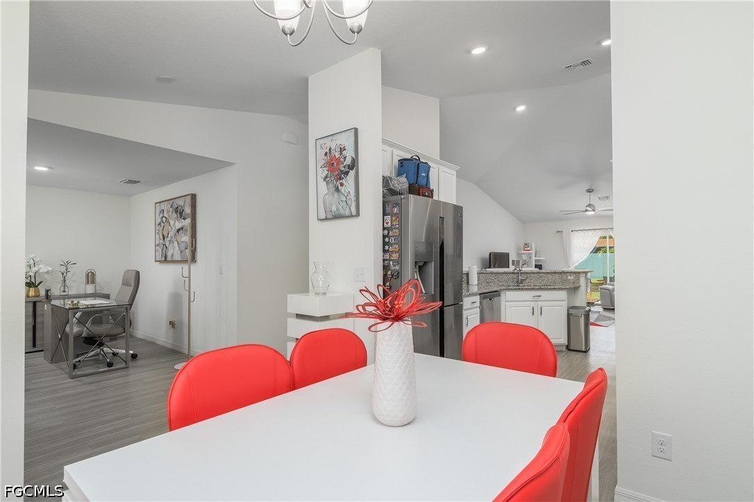 DiningArea