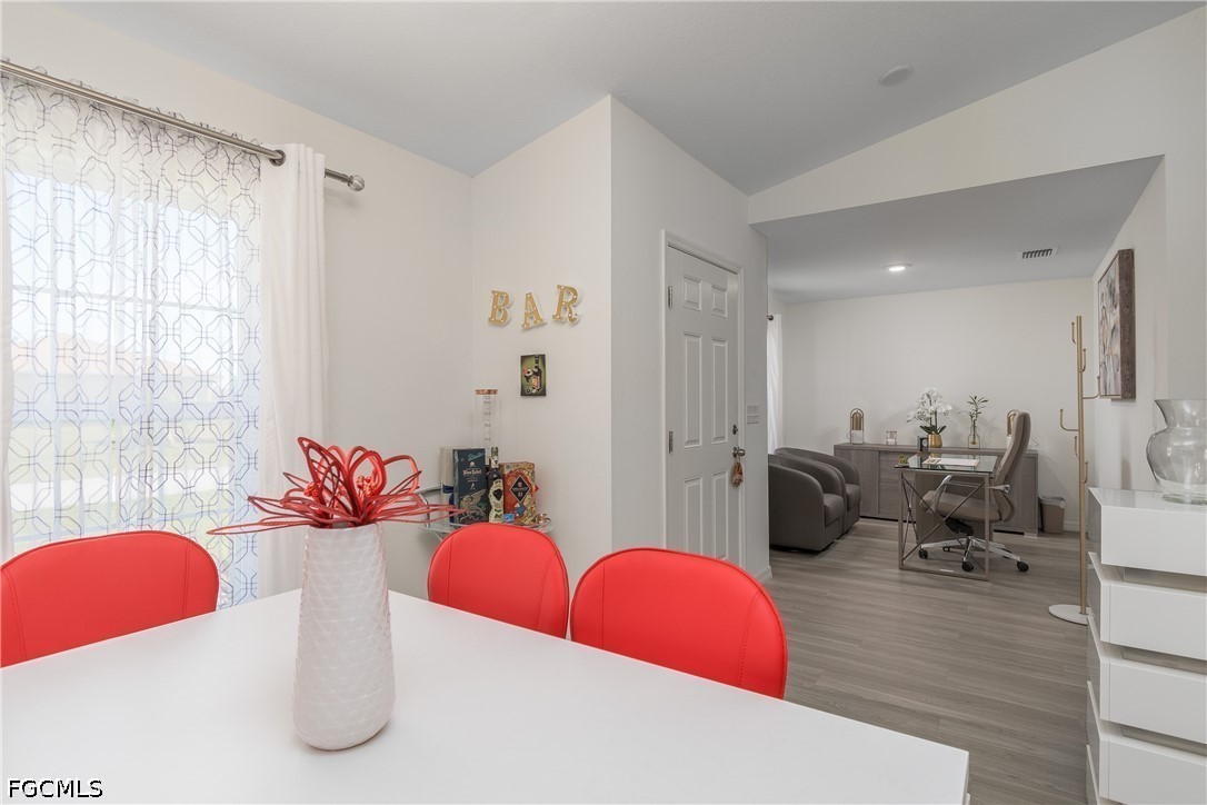 DiningArea