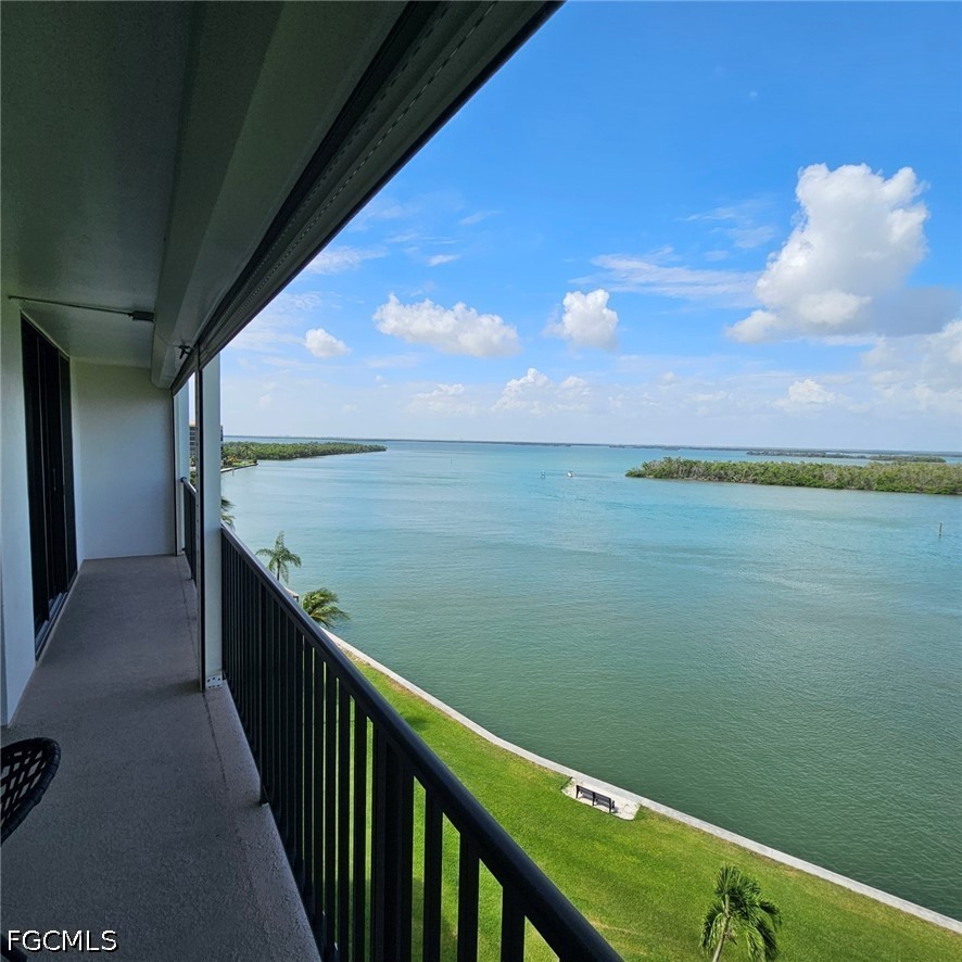 4253 Bay Beach Unit C6, Fort Myers Beach, FL 33931