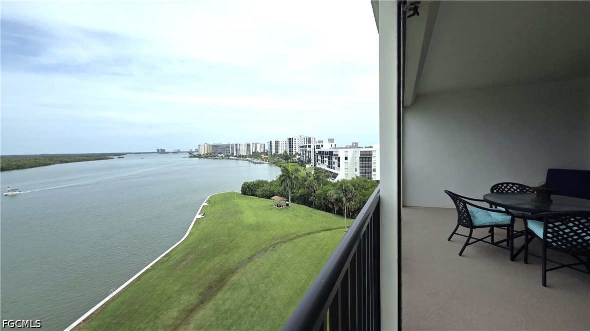 4253 Bay Beach Unit C6, Fort Myers Beach, FL 33931