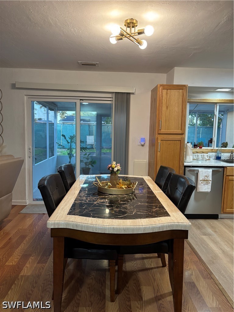 DiningArea