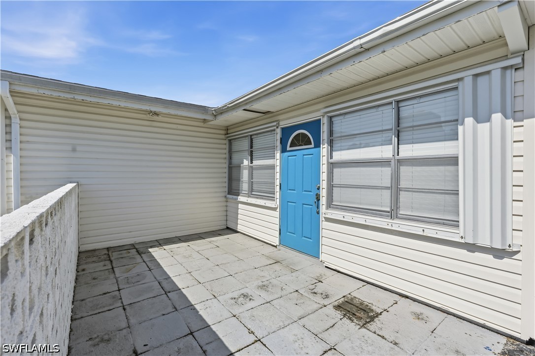 4220 Deleon, Fort Myers, FL 33901