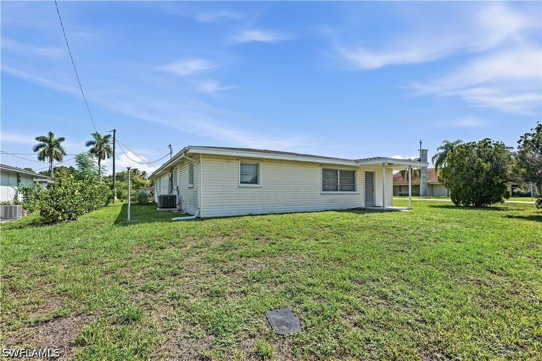 4220 Deleon, Fort Myers, FL 33901