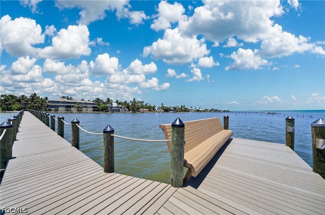Dock