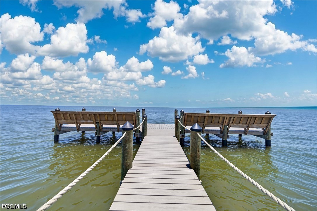 Dock