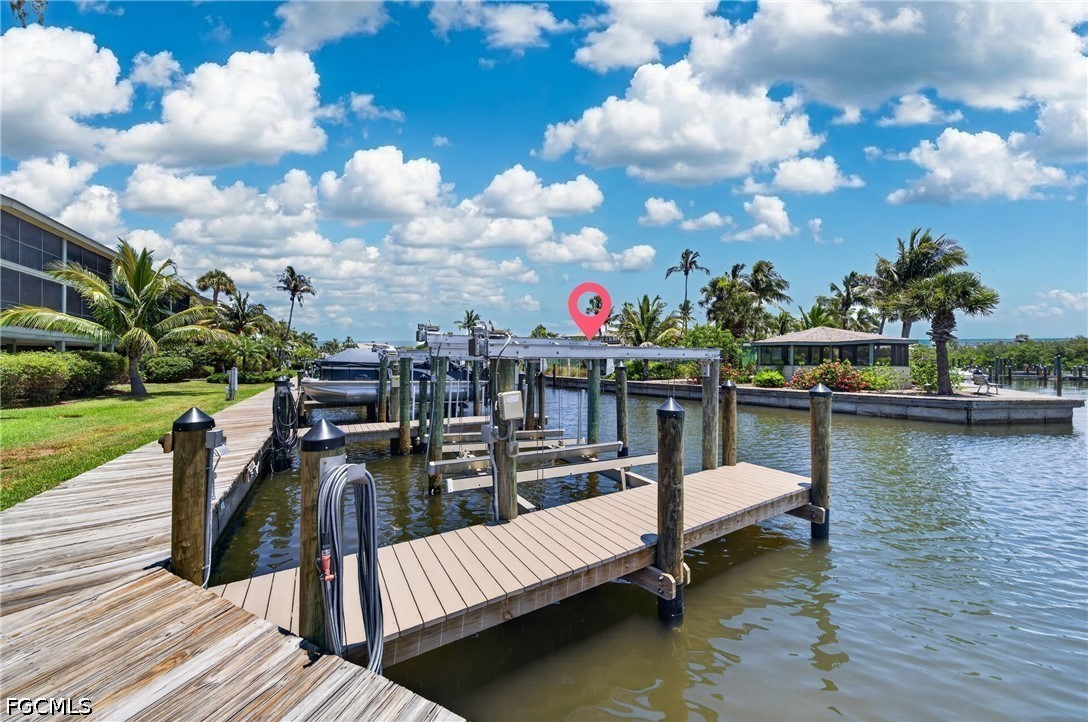 Dock