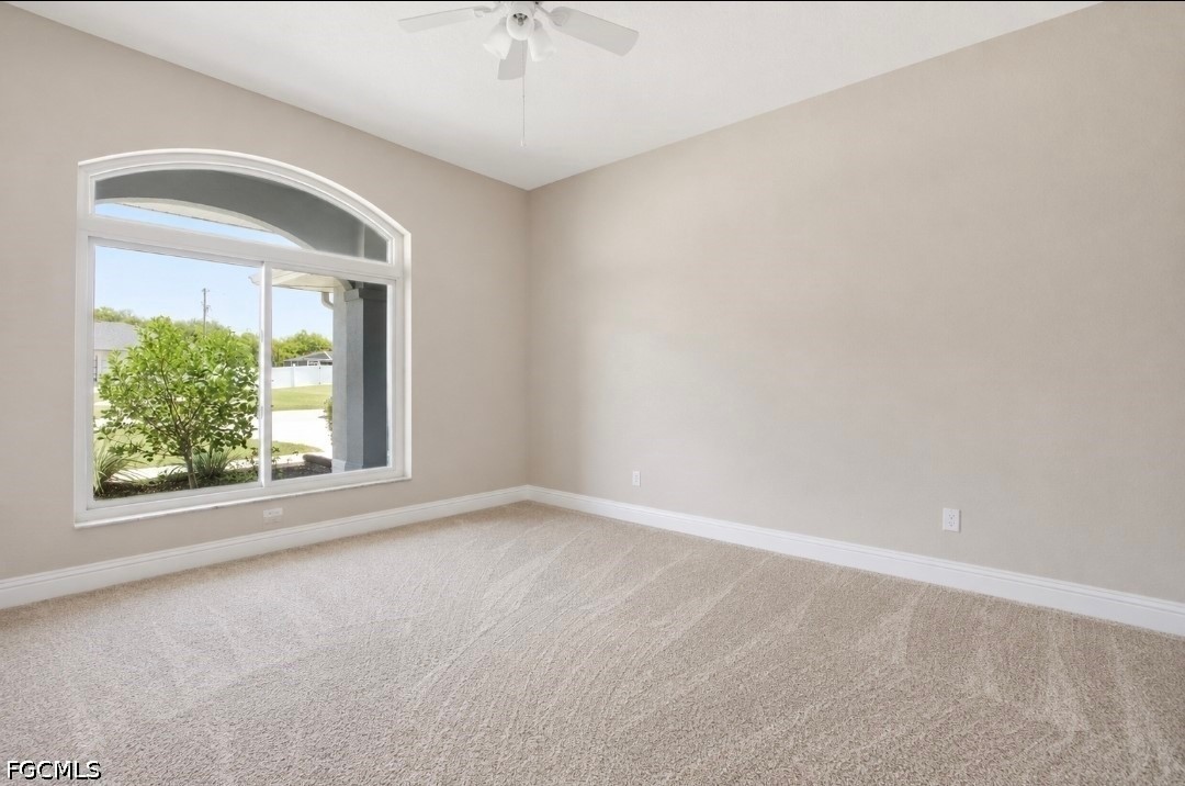 430 44th, Cape Coral, FL 33914