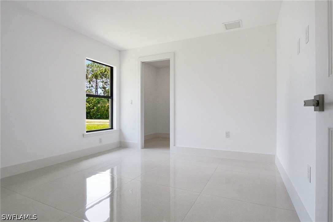 739 Fullerton, Lehigh Acres, FL 33974