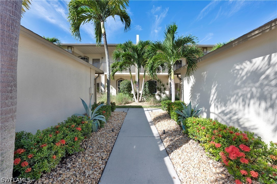 338 Newport Unit 1803, Naples, FL 34114