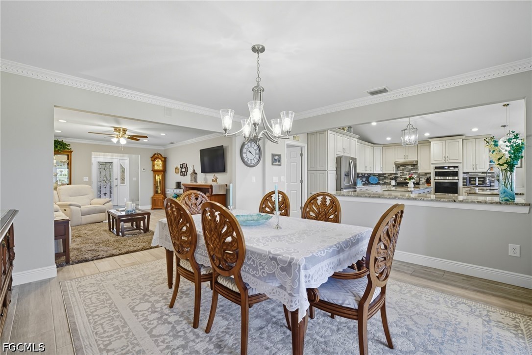 DiningArea