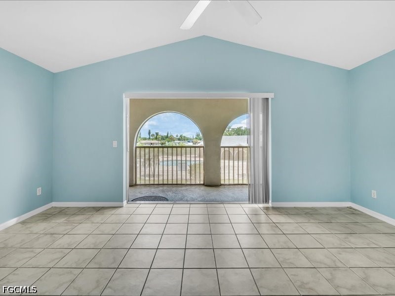 28 Cosmopolitan Unit 15, Lehigh Acres, FL 33936