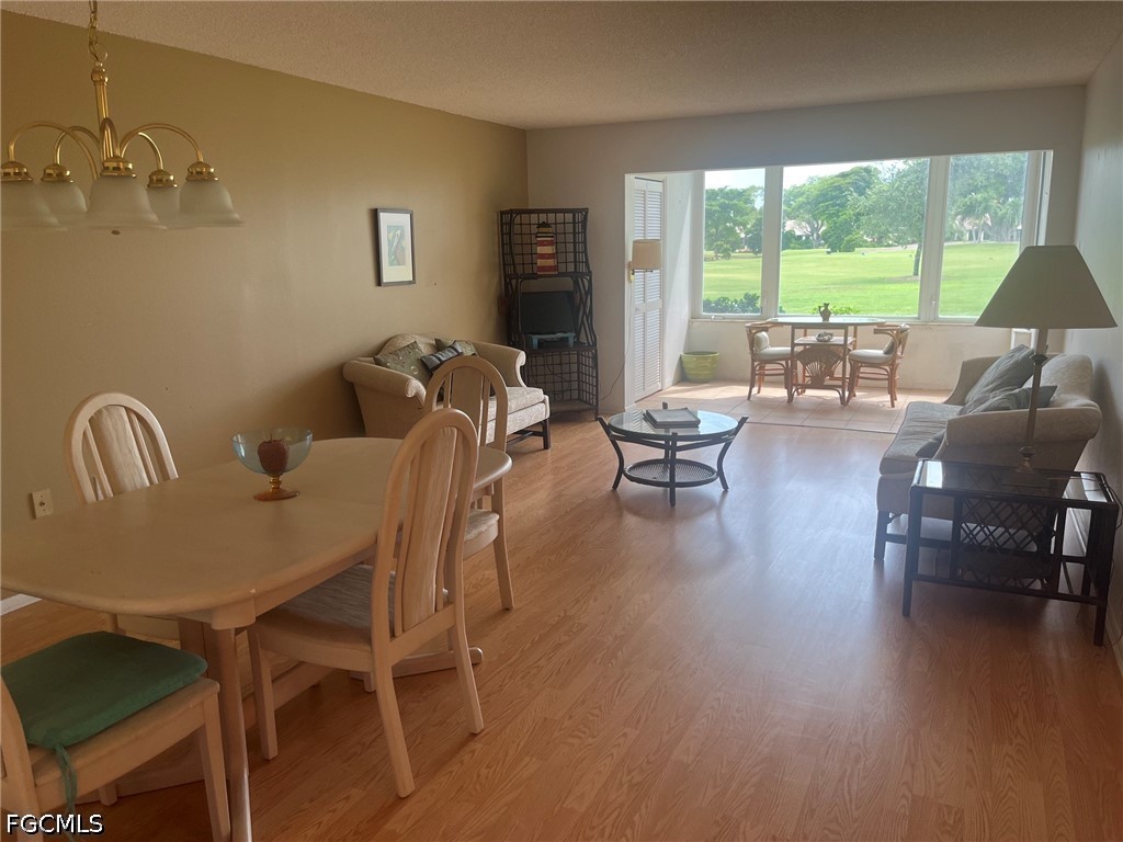 DiningArea