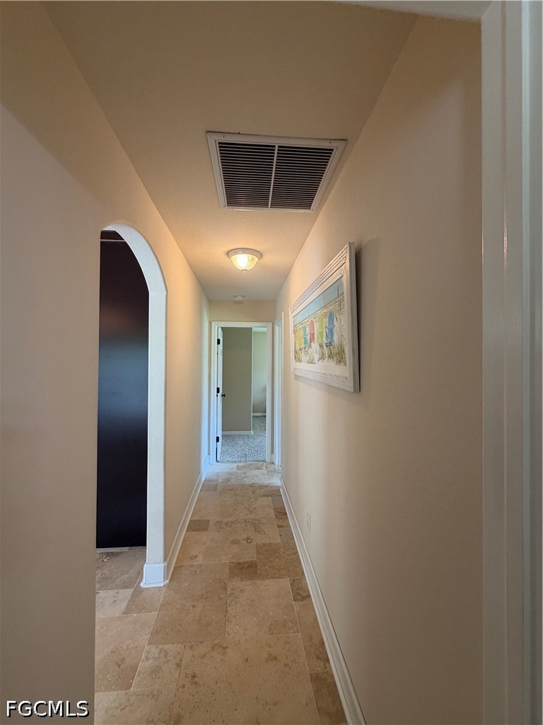 921 5th, Cape Coral, FL 33991
