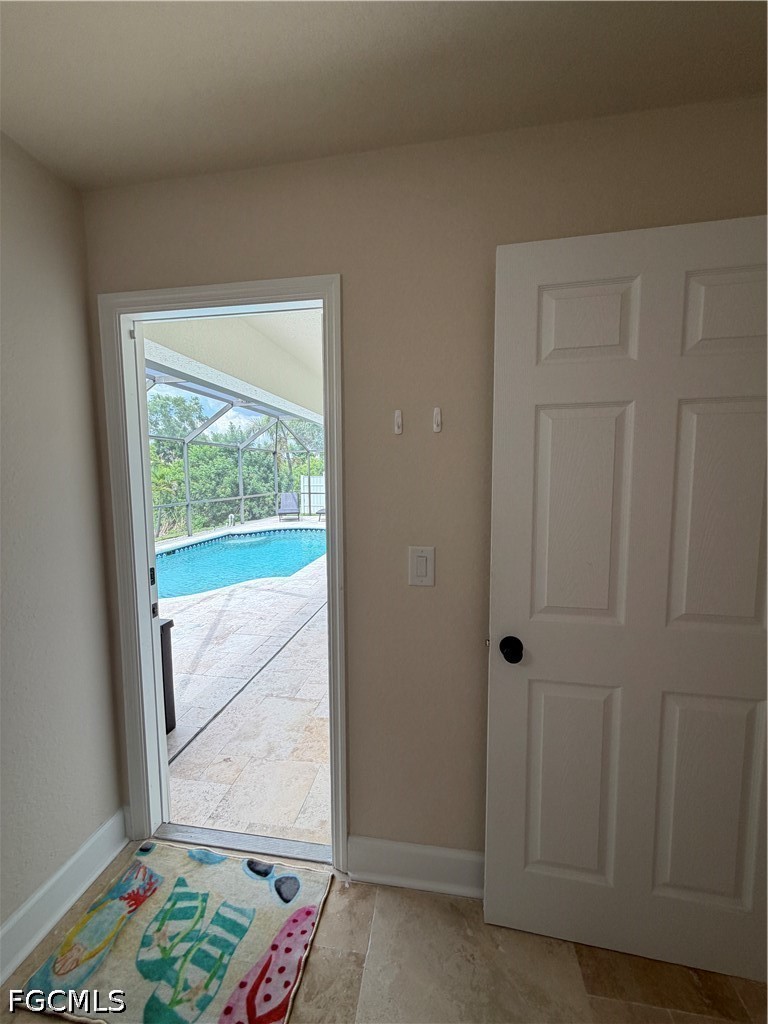 921 5th, Cape Coral, FL 33991