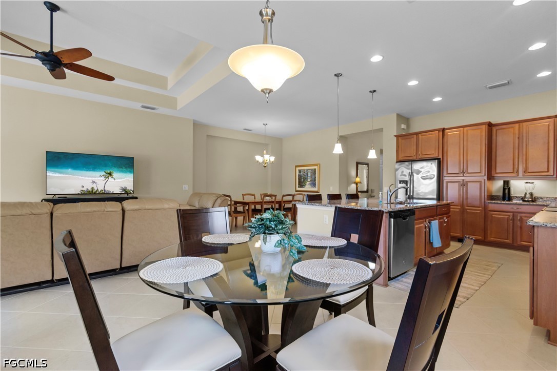DiningArea