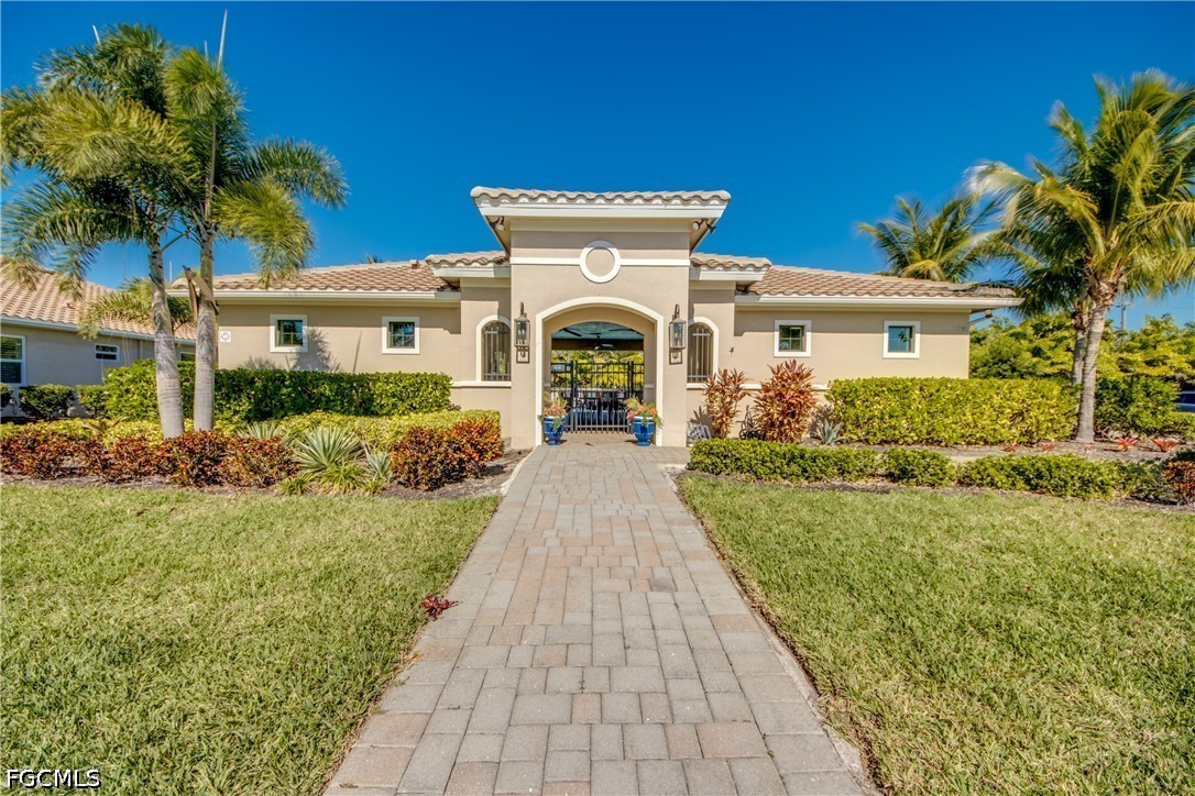 8260 Venetian Pointe, Fort Myers, FL 33908