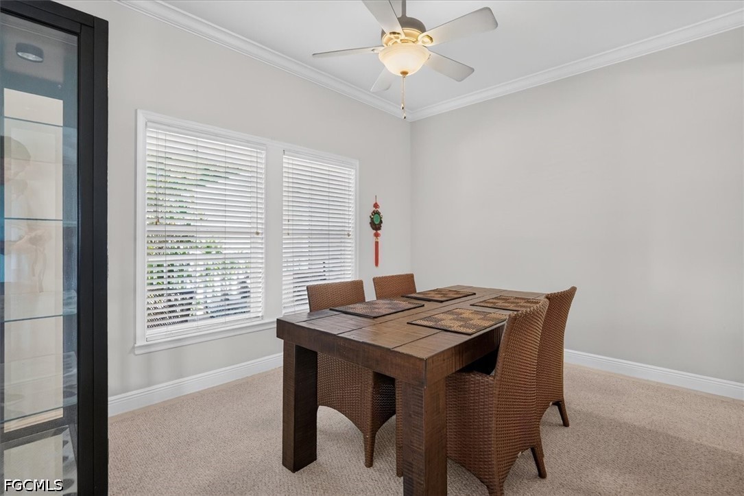 DiningRoom