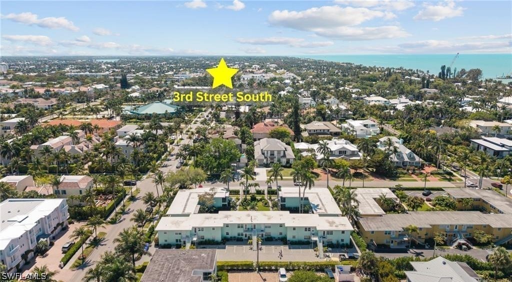 285 8th Unit 285, Naples, FL 34102