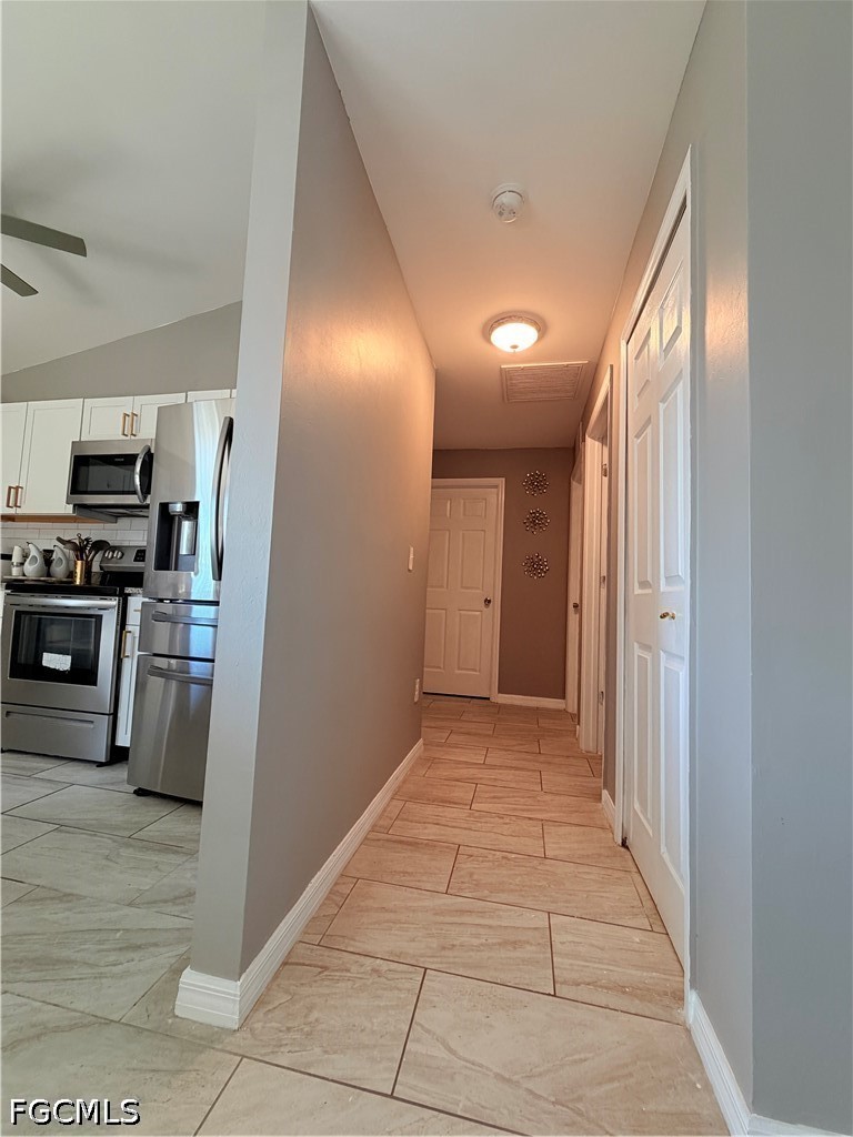 100 13th, Cape Coral, FL 33993