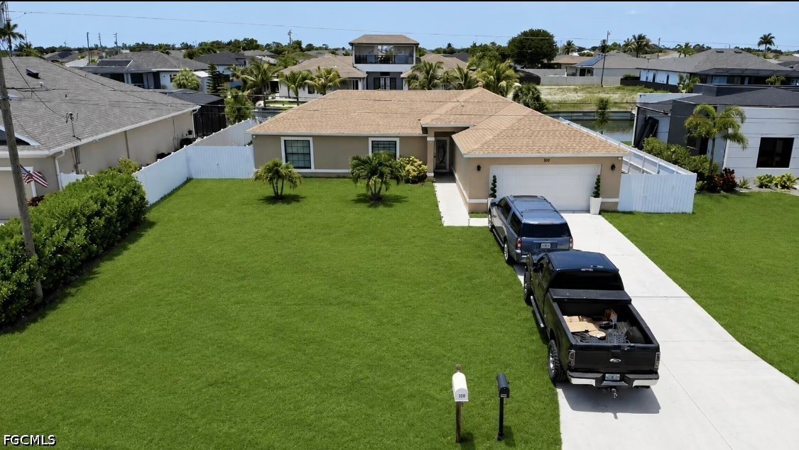 100 13th, Cape Coral, FL 33993