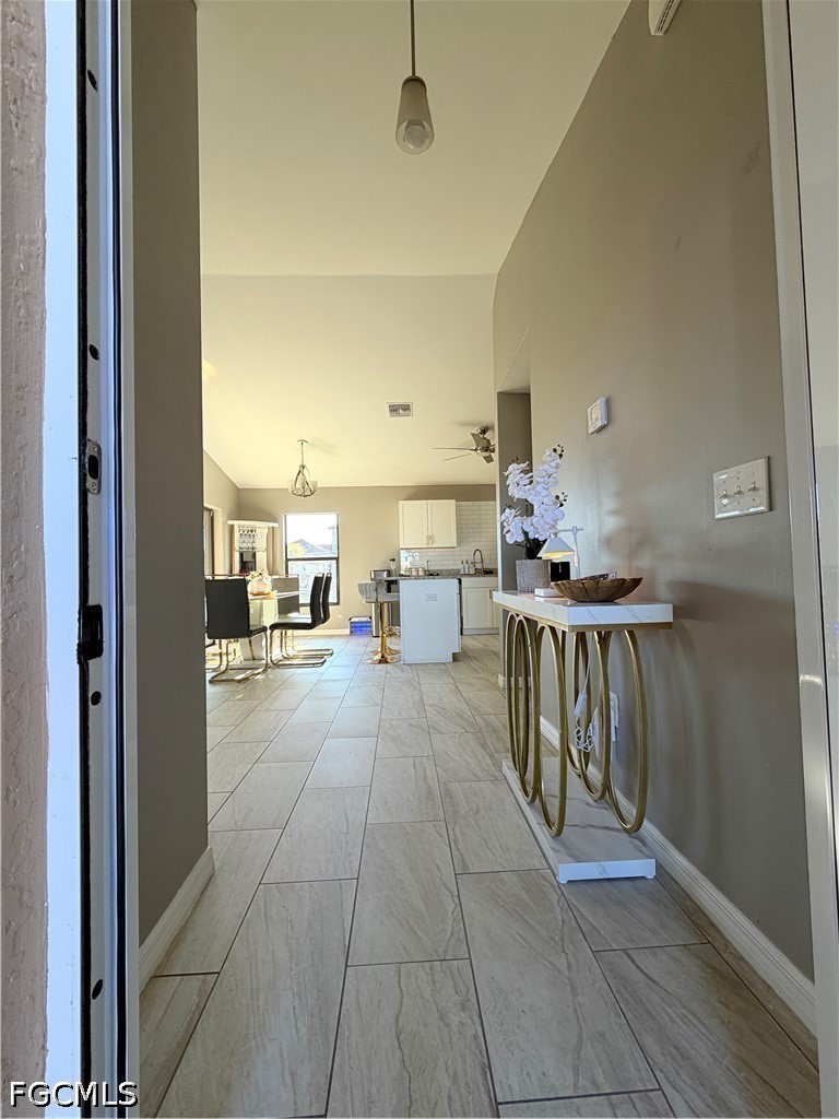 100 13th, Cape Coral, FL 33993