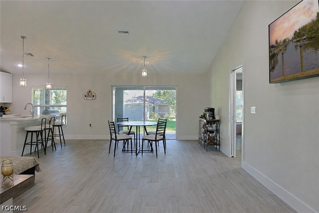 DiningArea