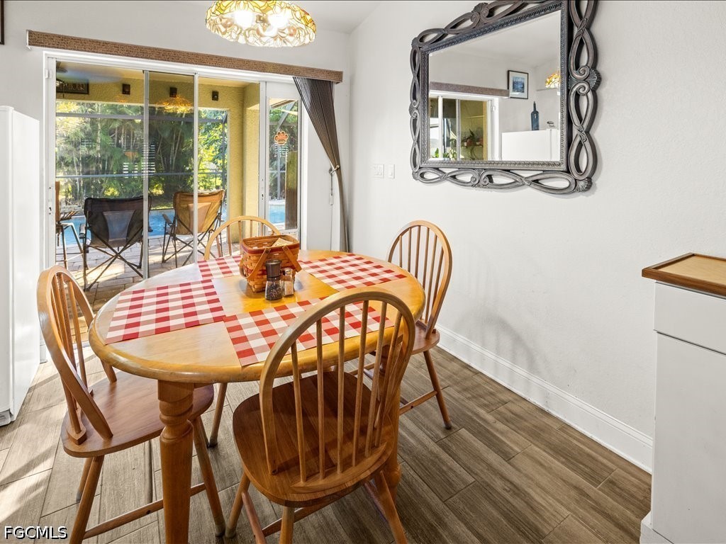 DiningArea