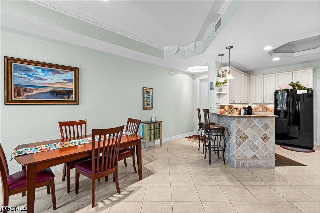 DiningArea