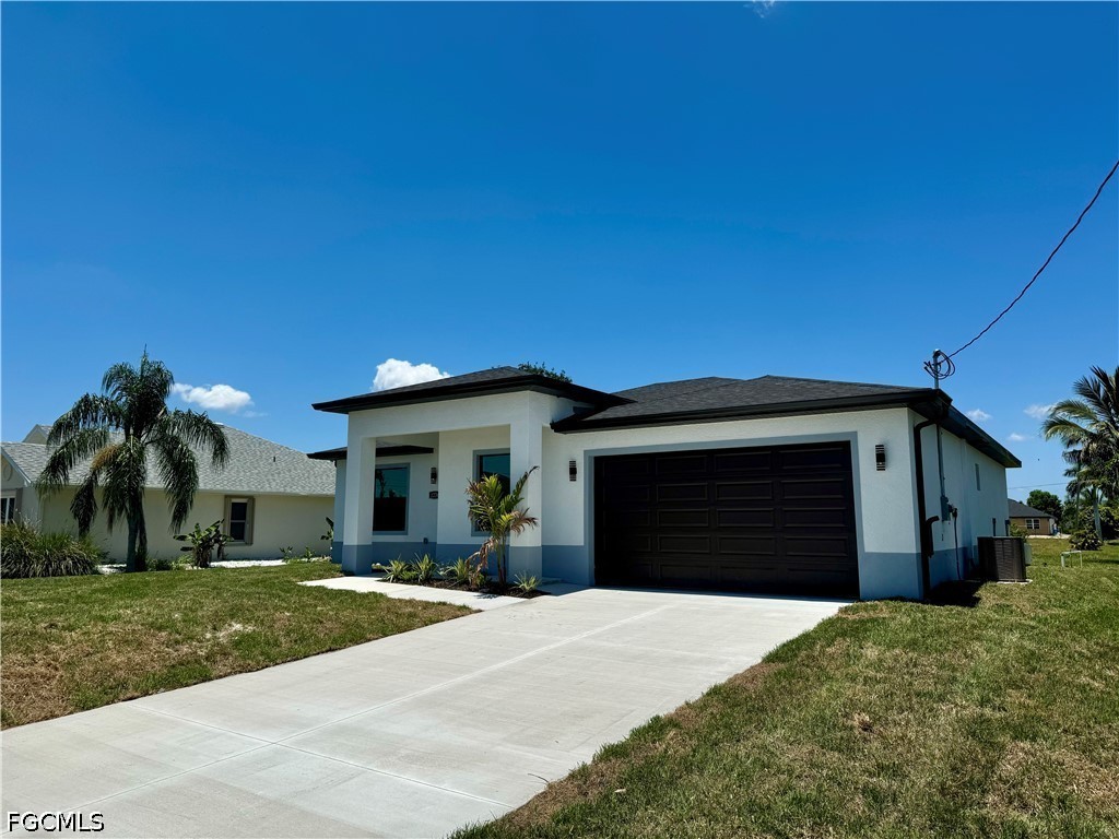 1208 25th, Cape Coral, FL 33993