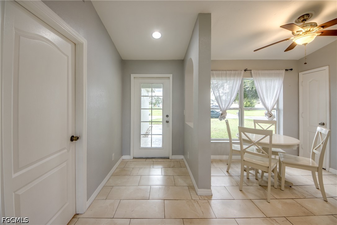 625 11th, Cape Coral, FL 33991