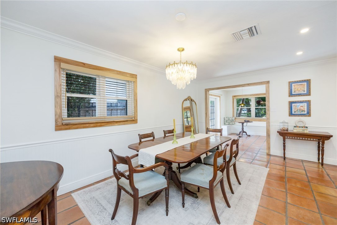 DiningArea