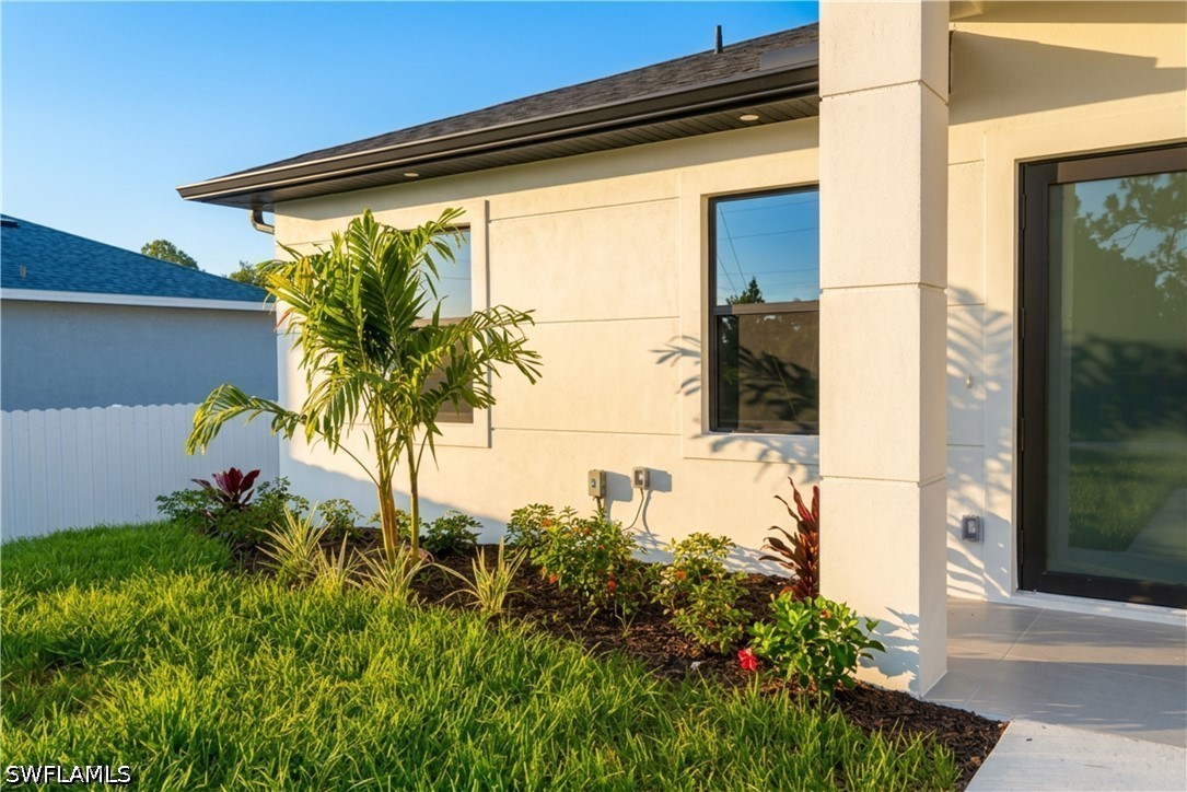 429 Gray, Lehigh Acres, FL 33974