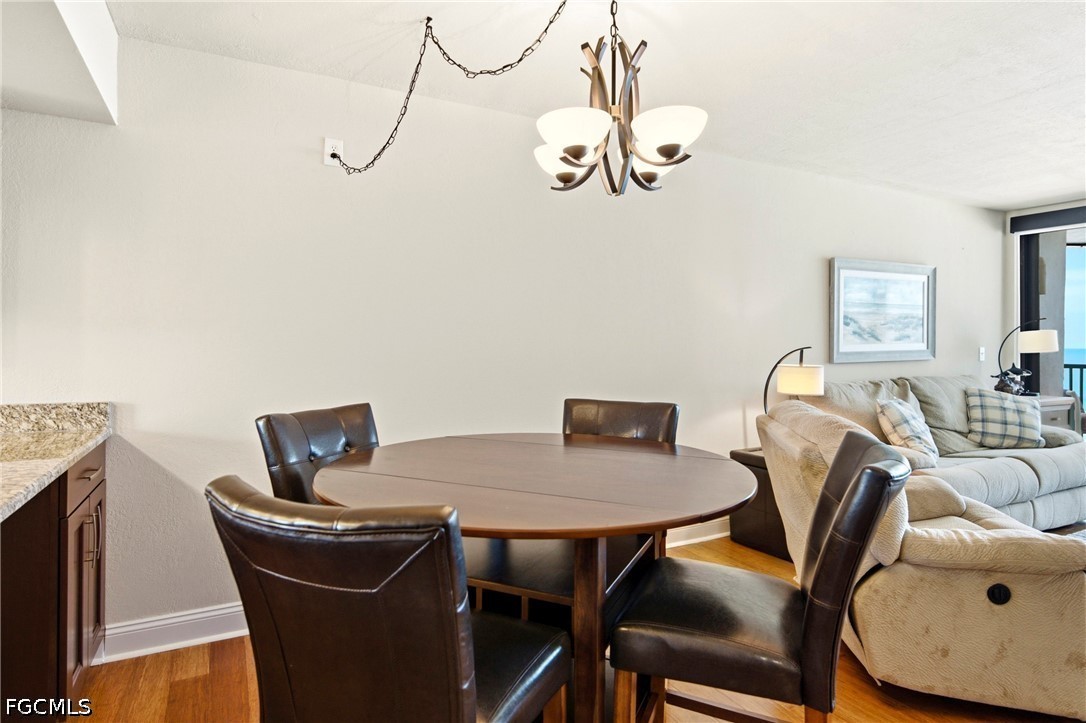 DiningArea