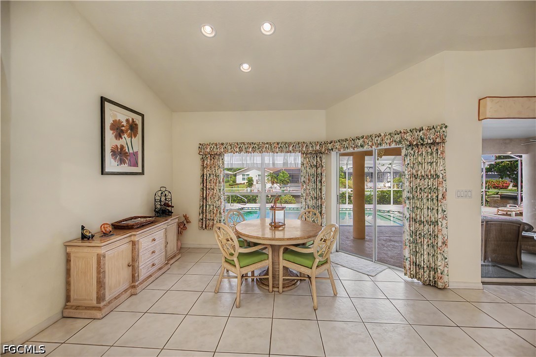 DiningArea