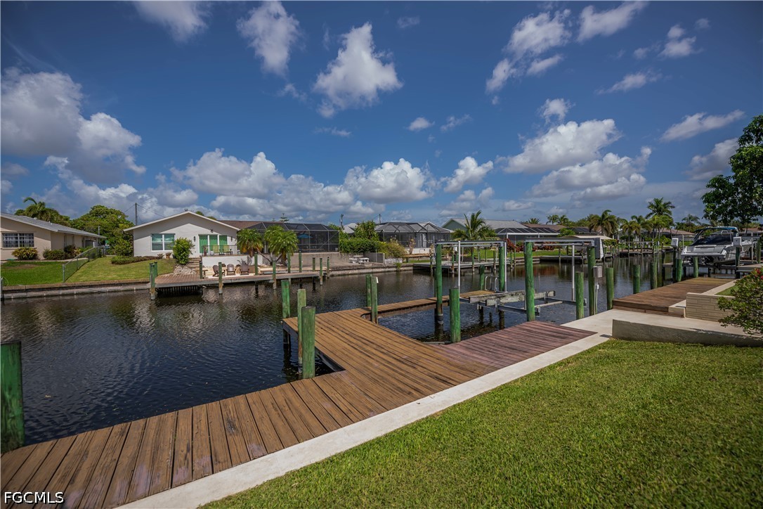 Dock