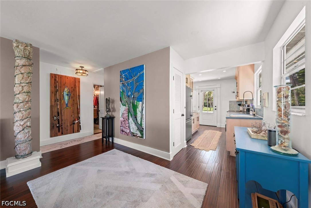 2539 Coconut, Sanibel, FL 33957