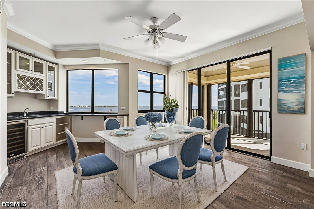 DiningArea