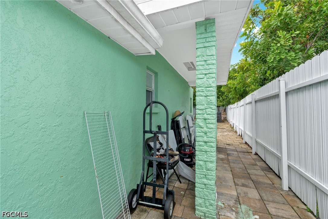 1847 Maple, Fort Myers, FL 33907