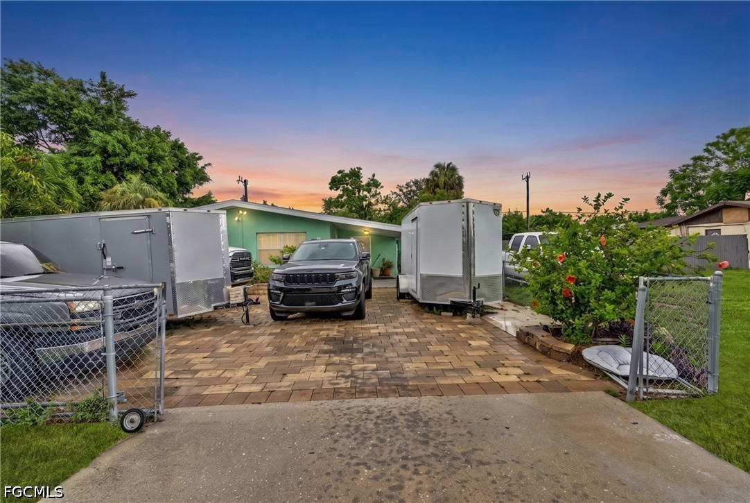 1847 Maple, Fort Myers, FL 33907